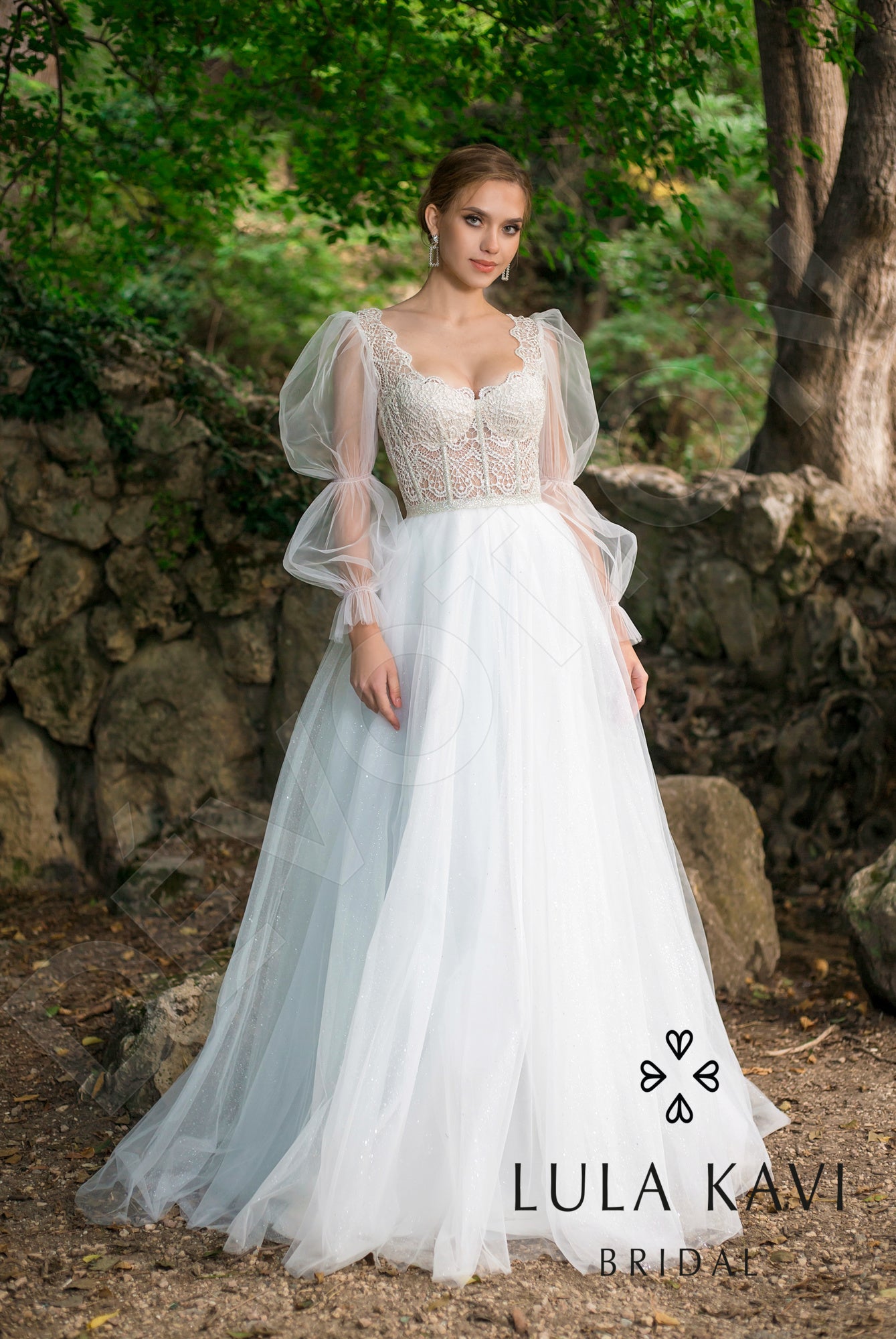 Ailen Open back A-line Straps Wedding Dress 3