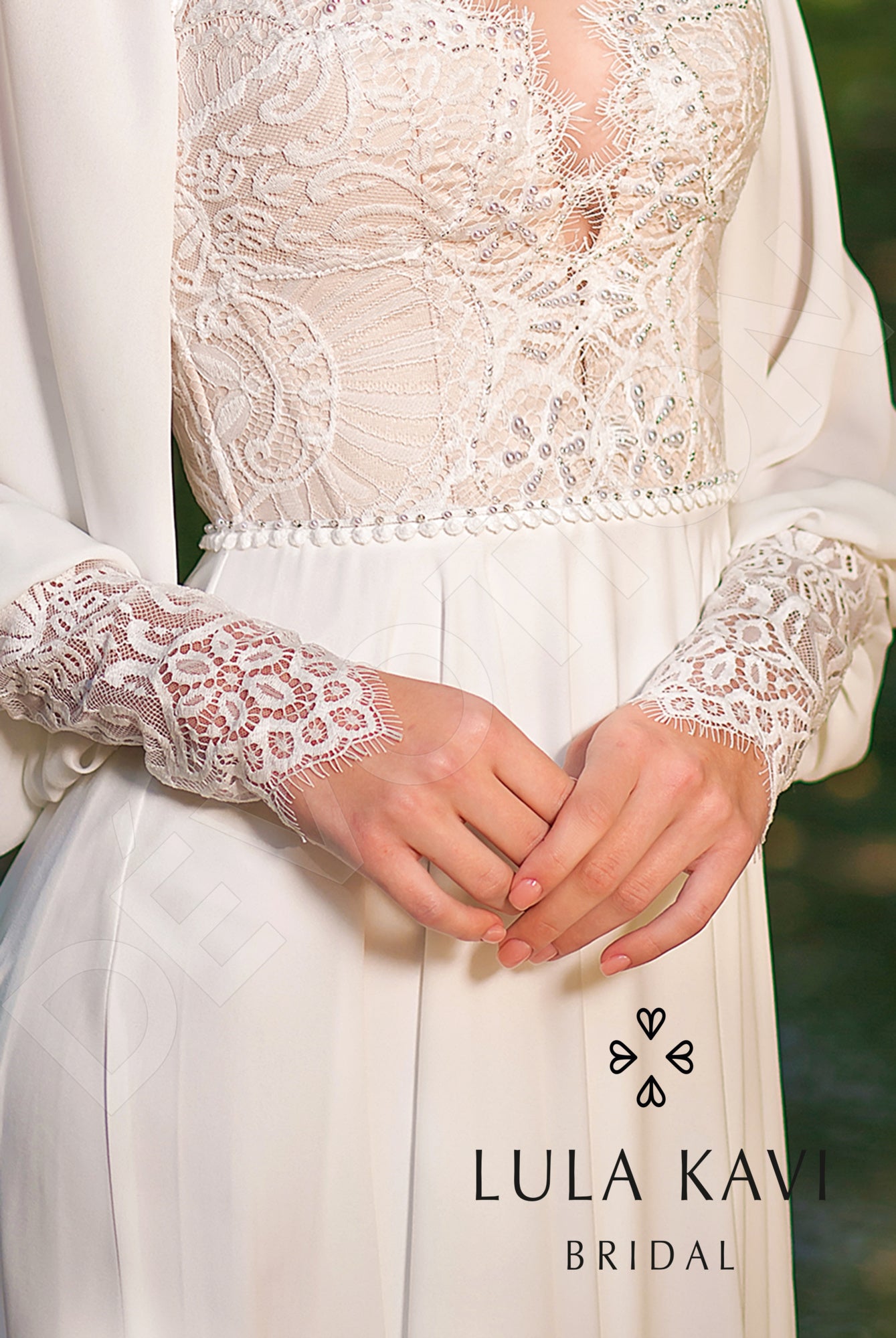 Isida Full back A-line Long sleeve Wedding Dress 5