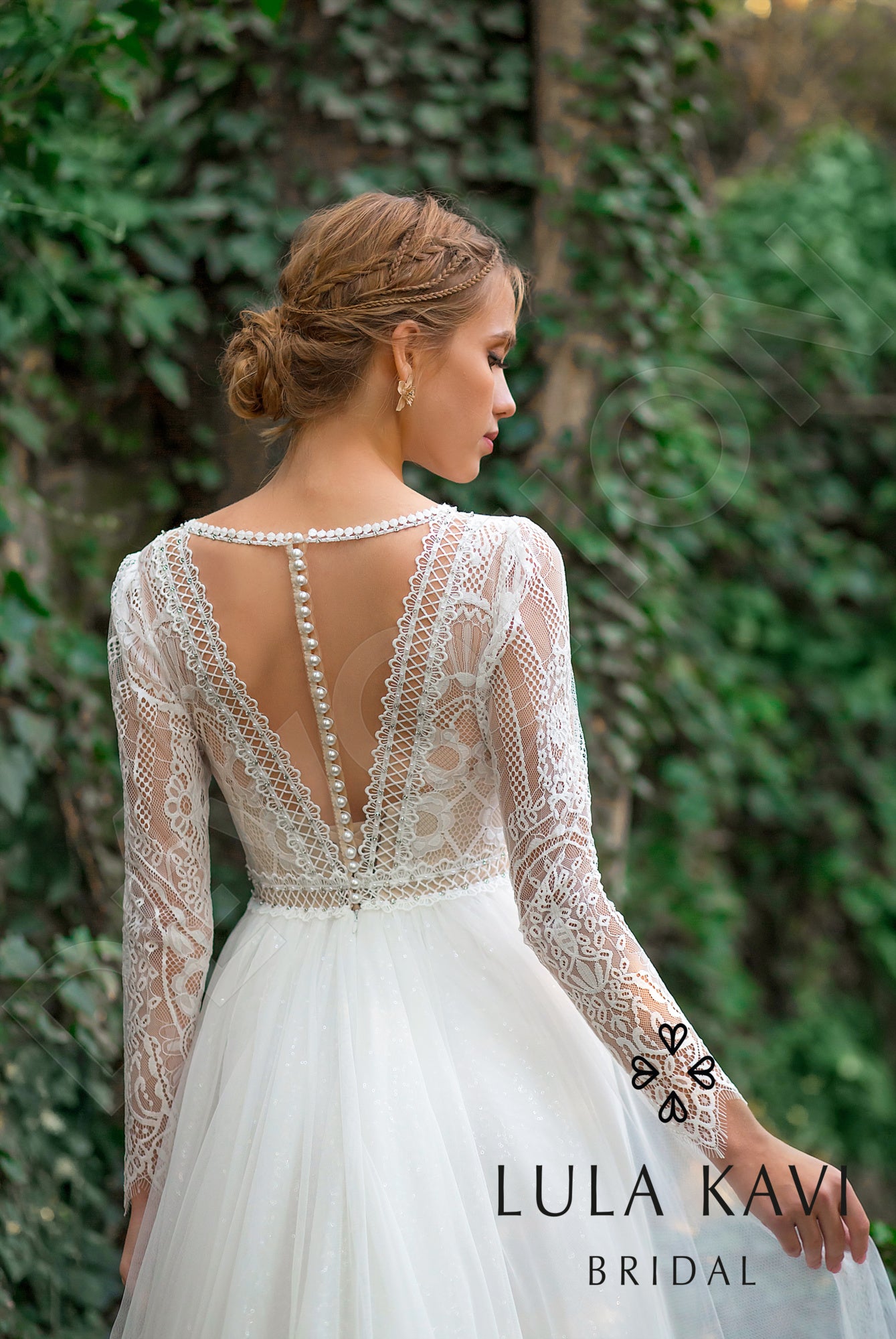 Kamaria Full back A-line Long sleeve Wedding Dress 6