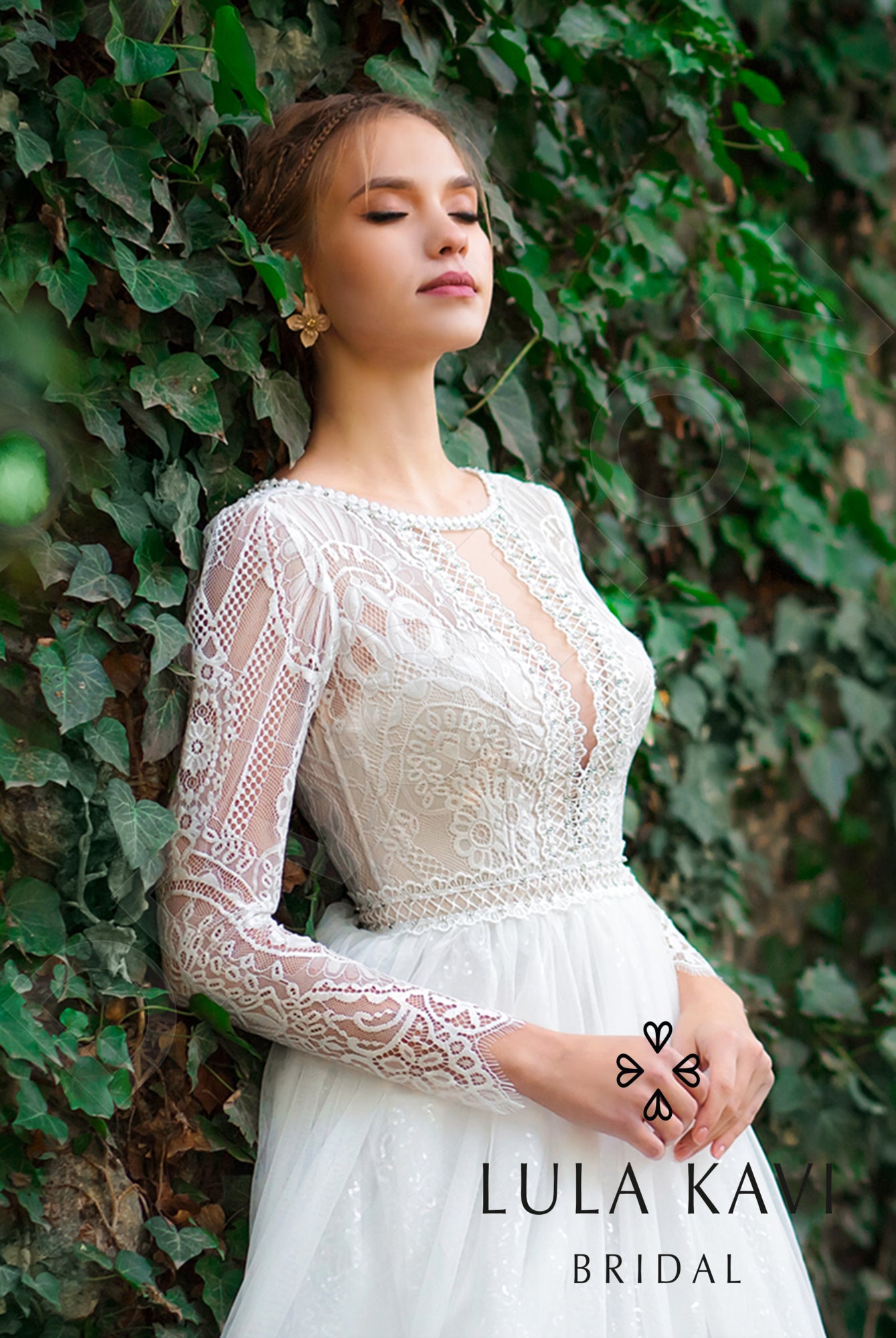 Kamaria Full back A-line Long sleeve Wedding Dress 2