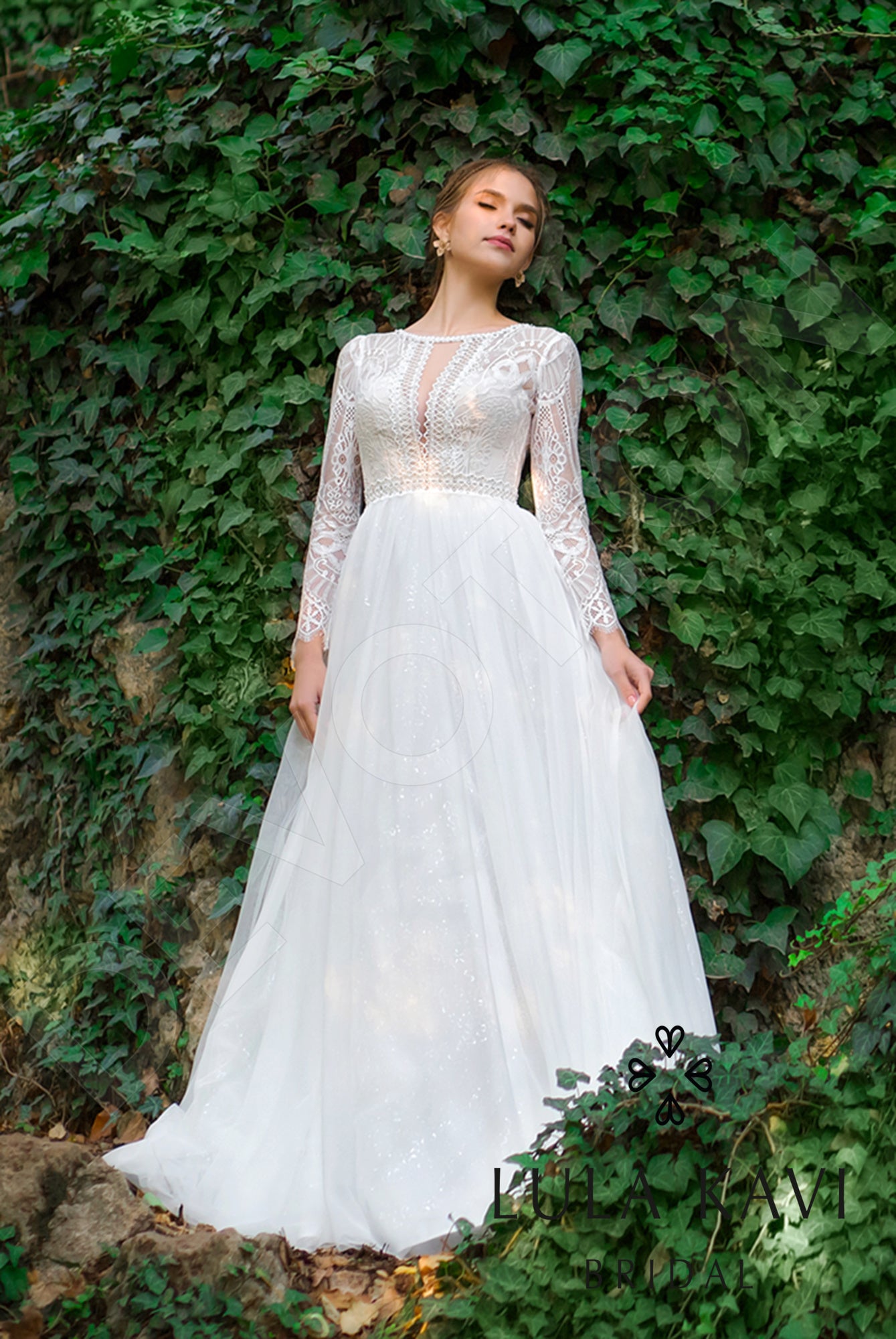 Kamaria Full back A-line Long sleeve Wedding Dress 5