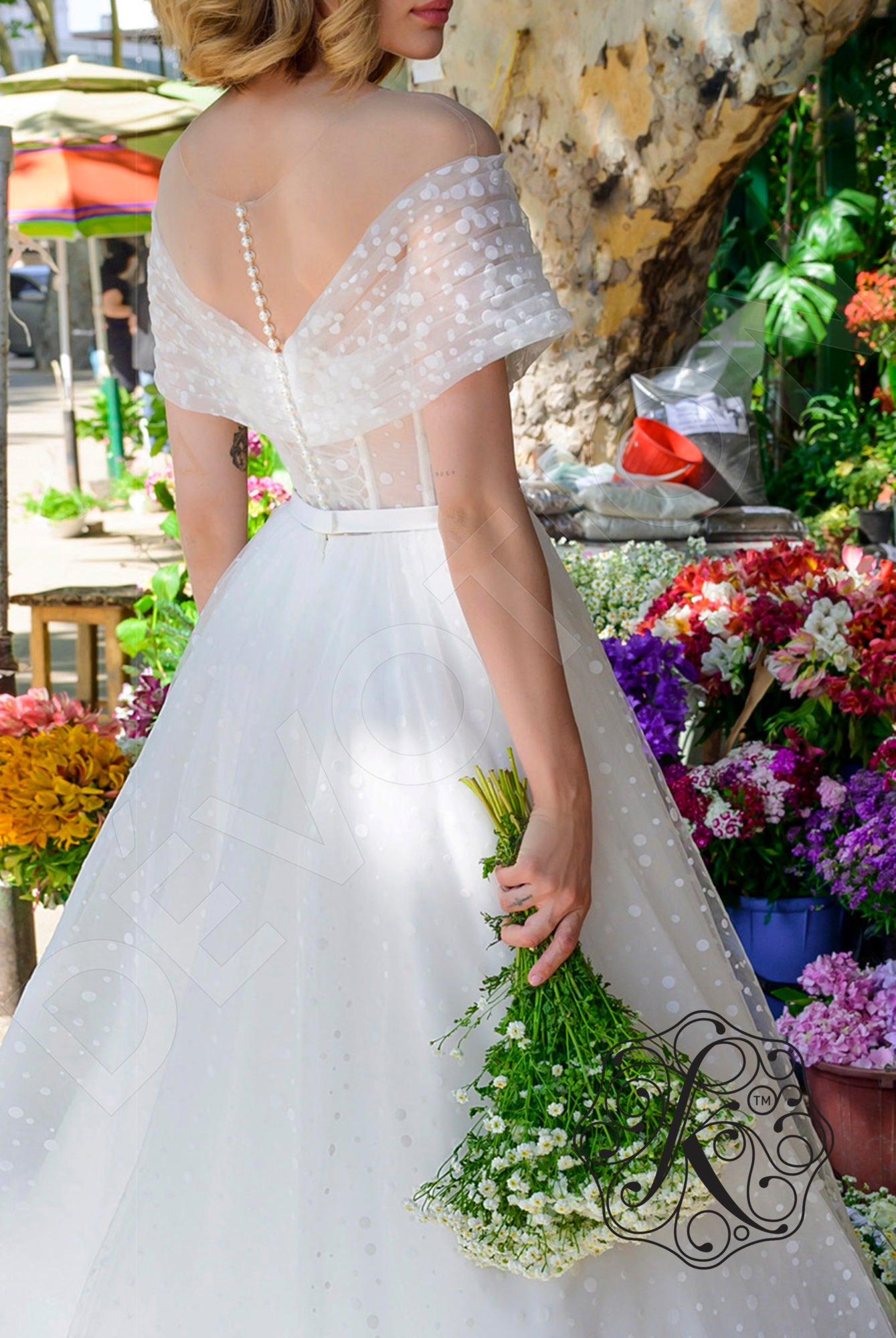 Margred Illusion back A-line Sleeveless Wedding Dress 7
