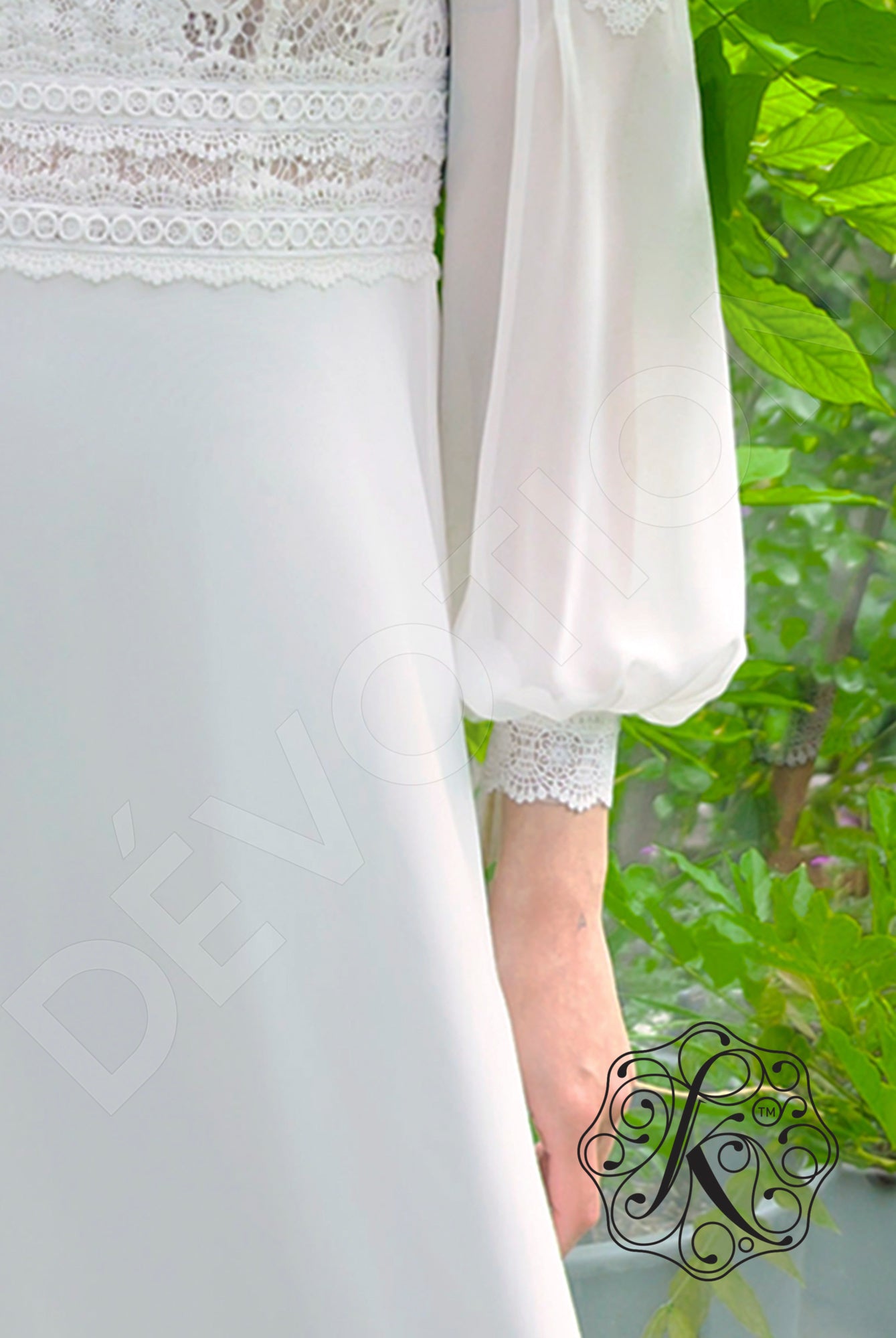 Rudvi A-line Deep V-neck OffWhite Wedding dress