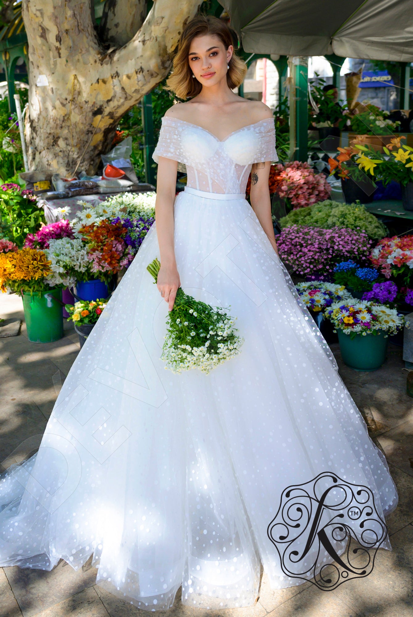 Margred Illusion back A-line Sleeveless Wedding Dress Front