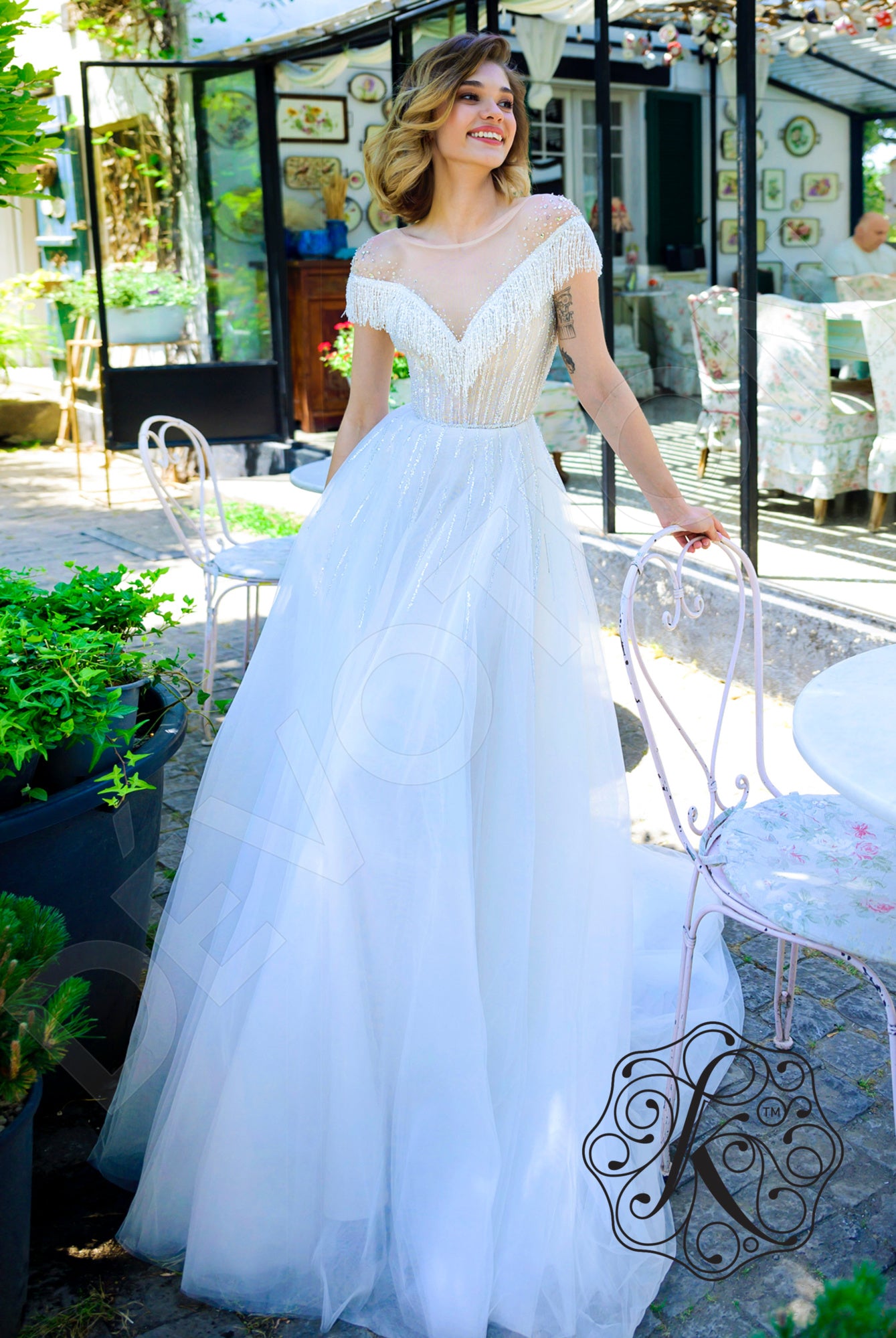 Lariel Full back A-line Sleeveless Wedding Dress Front