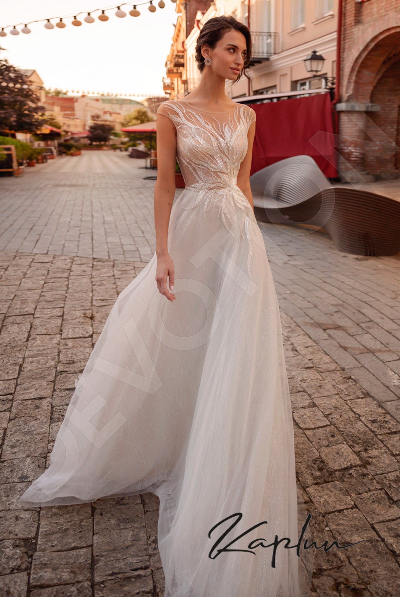 Artemida Open back A-line Sleeveless Wedding Dress Front