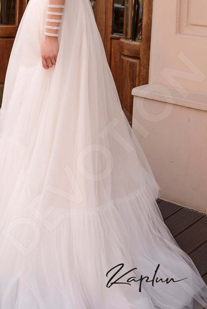Ismana Full back A-line Long sleeve Wedding Dress 4