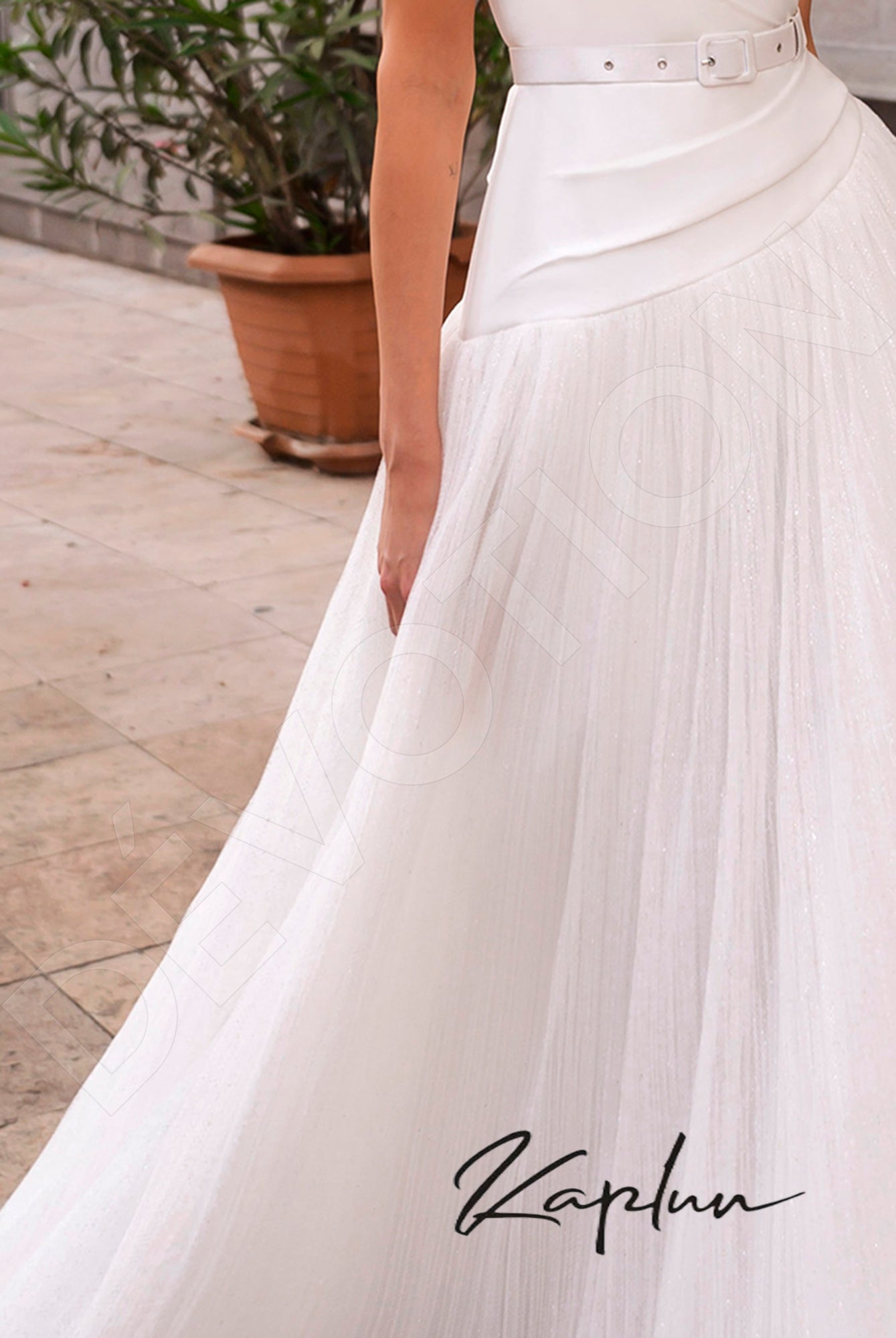 Sofy Full back A-line Sleeveless Wedding Dress 4