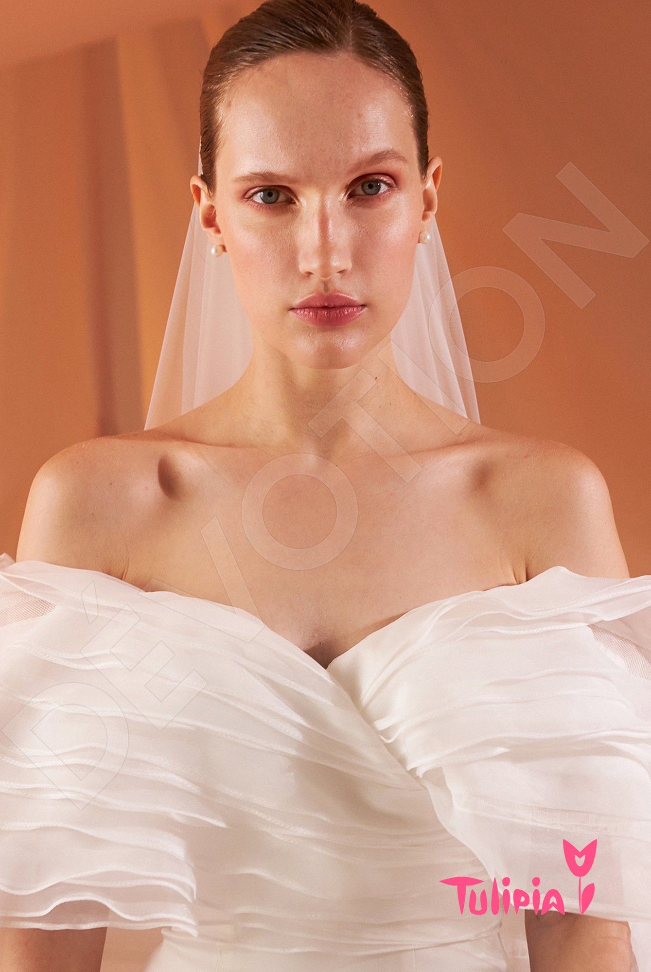 Allegra Trumpet/Mermaid Off-shoulder/Drop shoulders Milk Wedding dress
