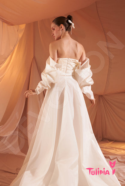 Alda Open back A-line Long sleeve Wedding Dress 6
