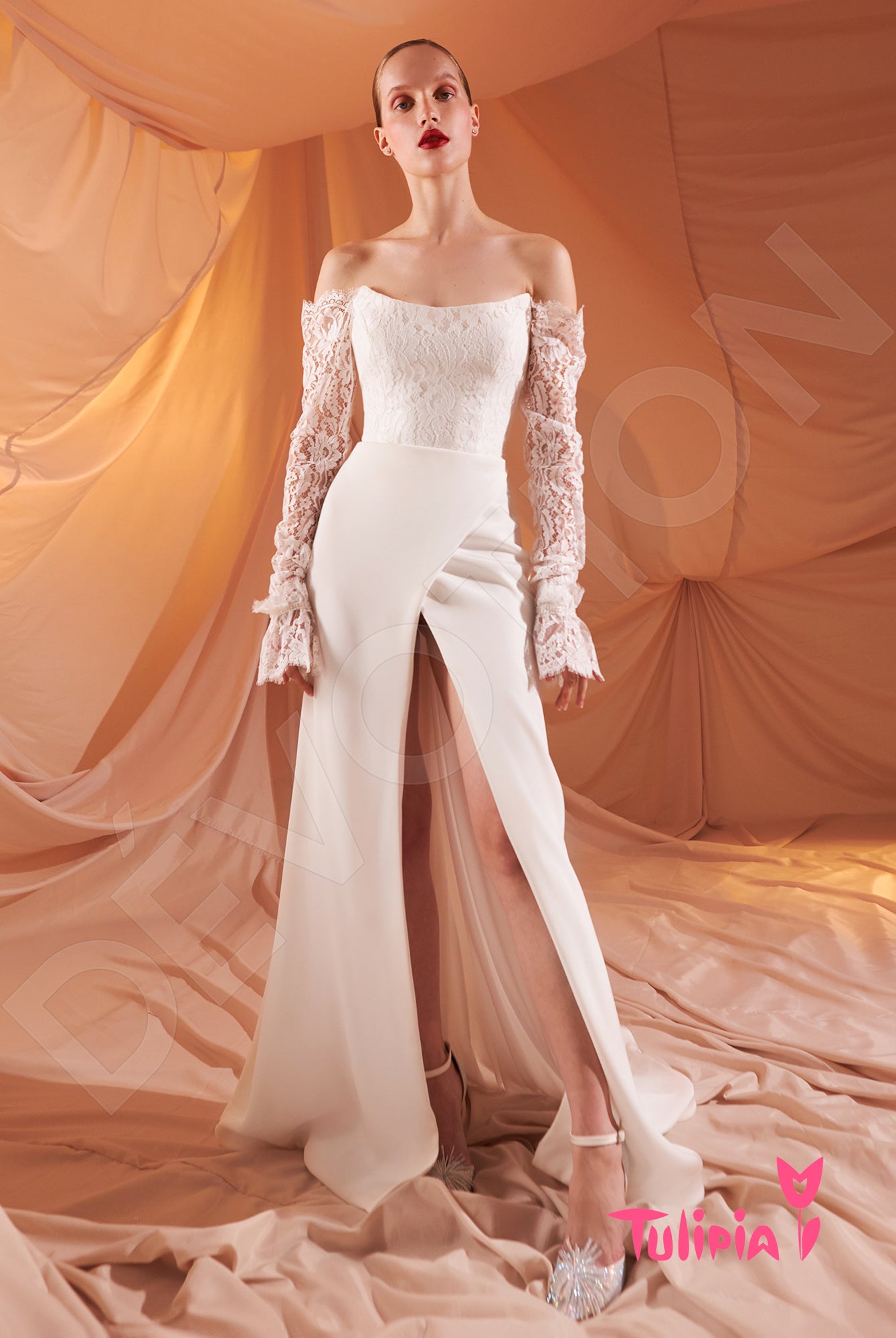 Gioconda Open back Trumpet/Mermaid Long sleeve Wedding Dress Front