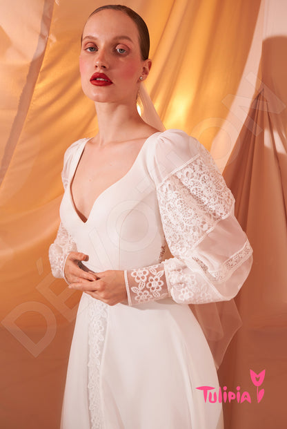 Romola Full back A-line Long sleeve Wedding Dress 4