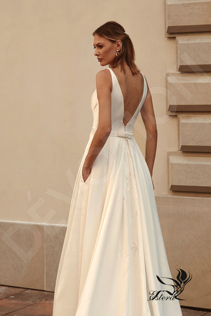 Alida Open back A-line Sleeveless Wedding Dress 4