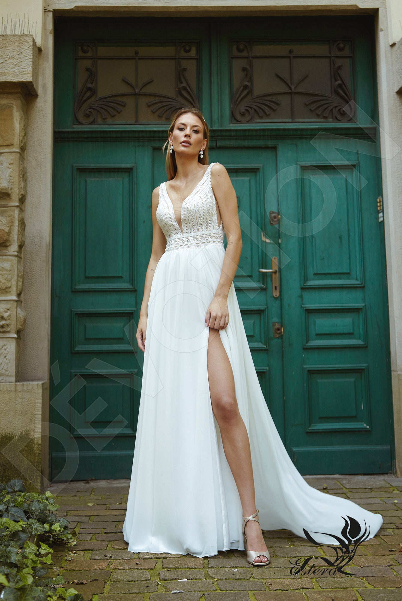 Nadza Open back A-line Sleeveless Wedding Dress 5