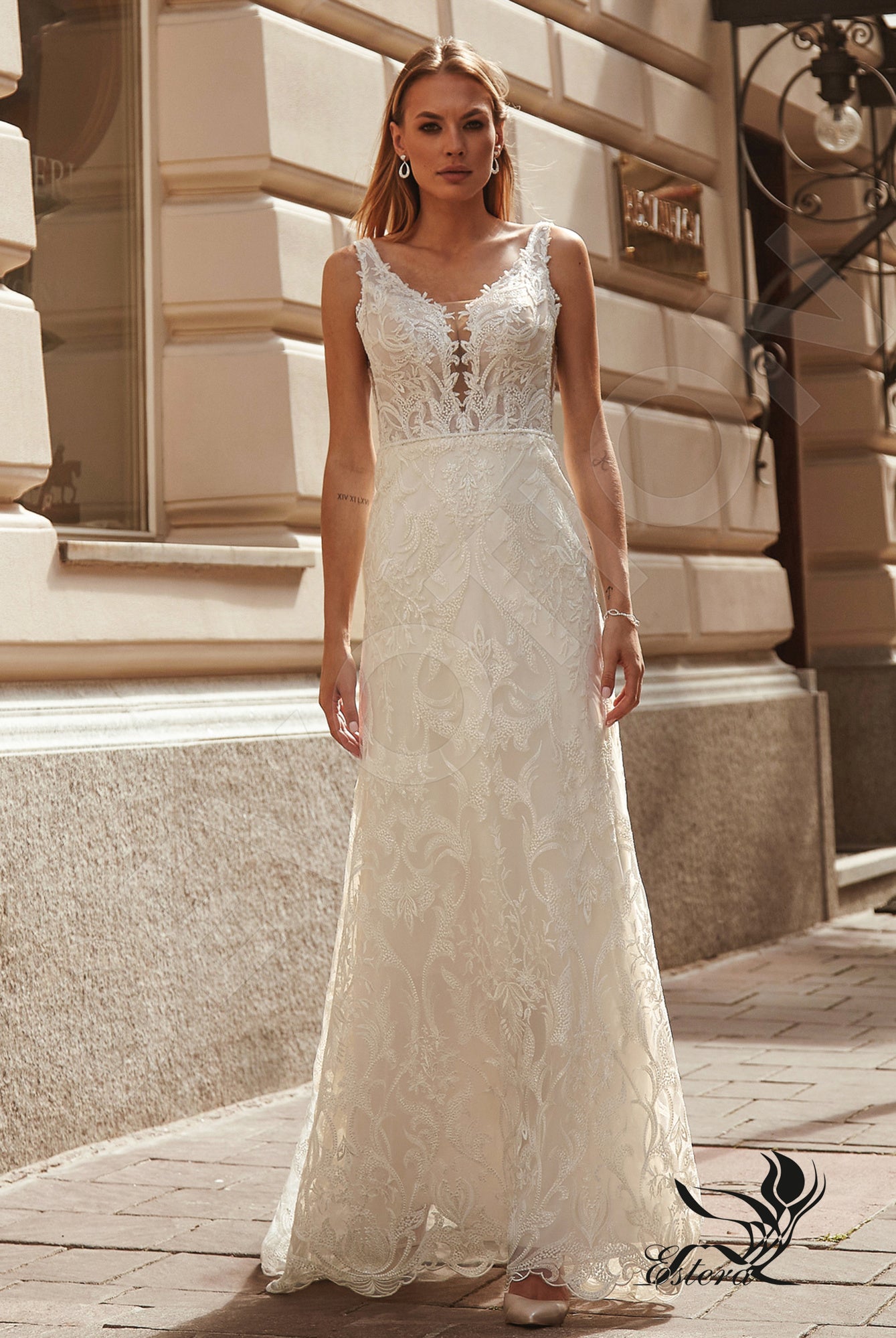 Loraina Open back A-line Sleeveless Wedding Dress Front