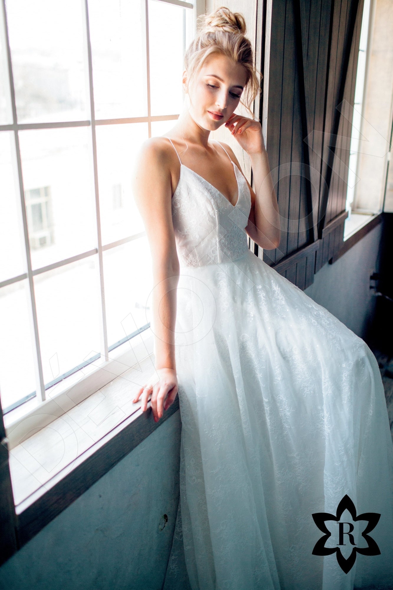 Camiela A-line V-neck Milk Wedding dress