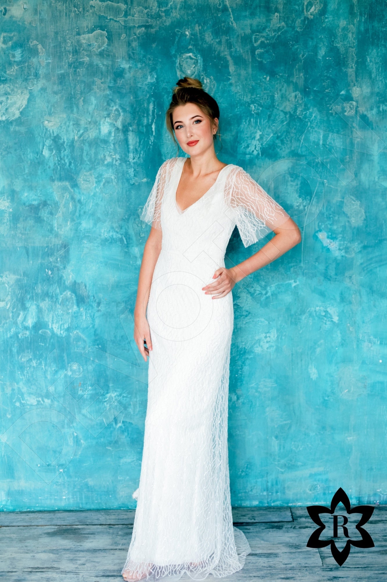 Hadariela Sheath/Column V-neck Ivory Wedding dress