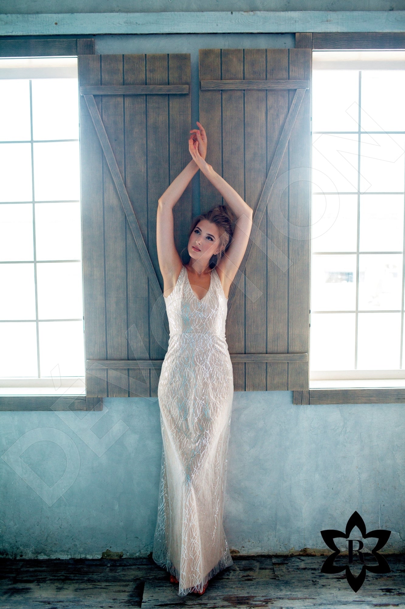 Ramiela Sheath/Column V-neck Nude Milk Silver Wedding dress