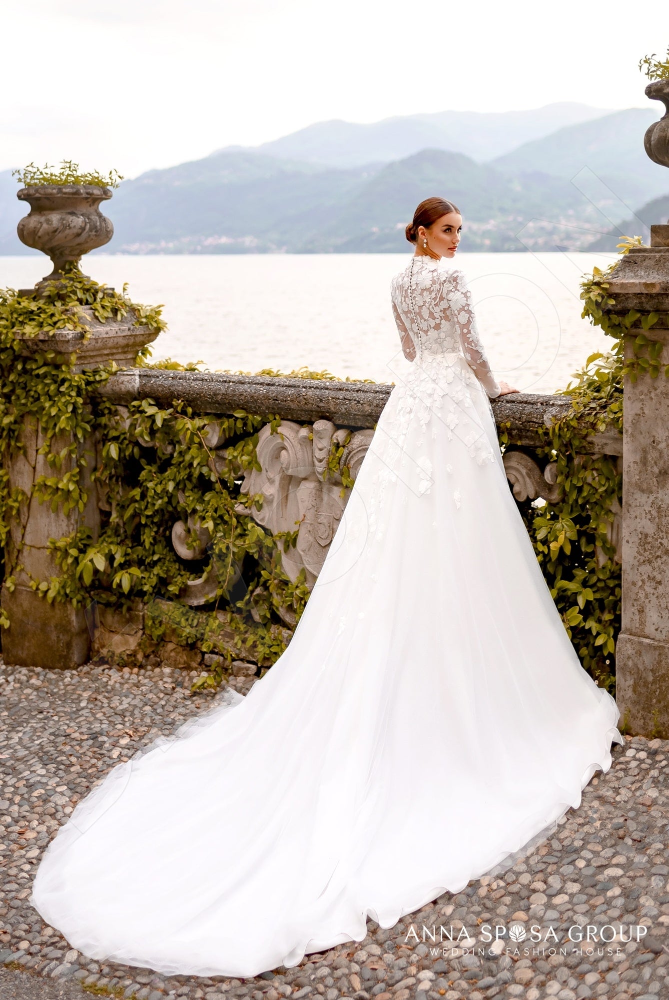 Arwen Full back A-line Long sleeve Wedding Dress 7