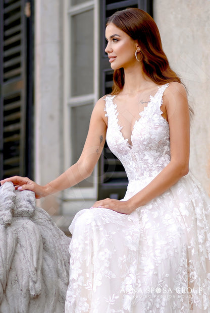 Damodara Open back A-line Sleeveless Wedding Dress 4
