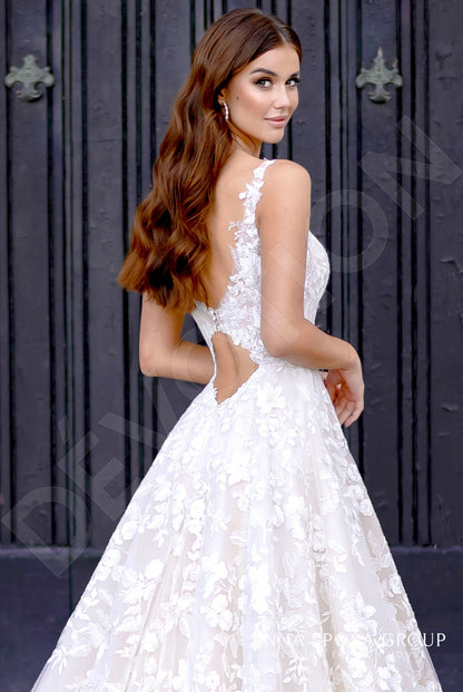 Damodara Open back A-line Sleeveless Wedding Dress 3