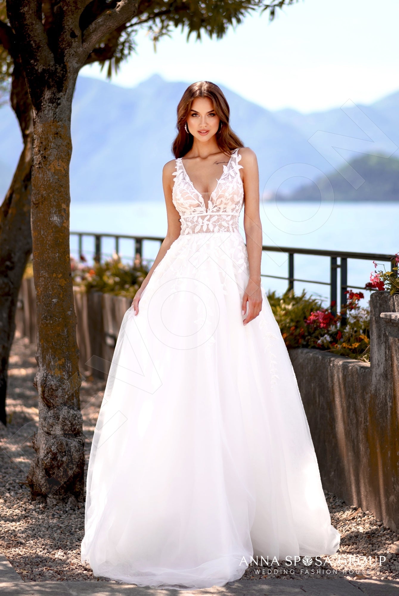 Elna Open back A-line Sleeveless Wedding Dress 8