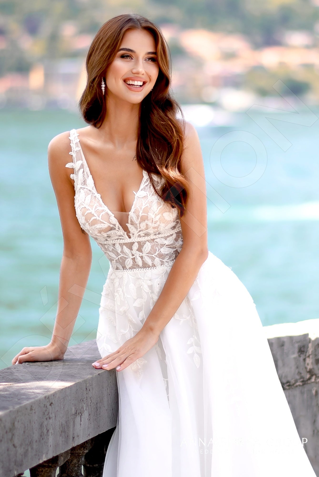 Elna Open back A-line Sleeveless Wedding Dress 4