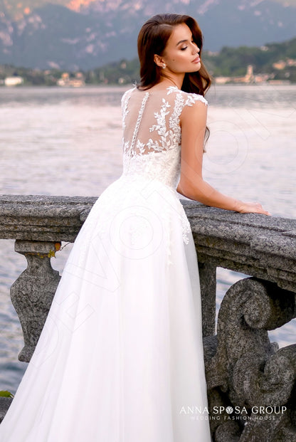 Manana Full back A-line Sleeveless Wedding Dress 3