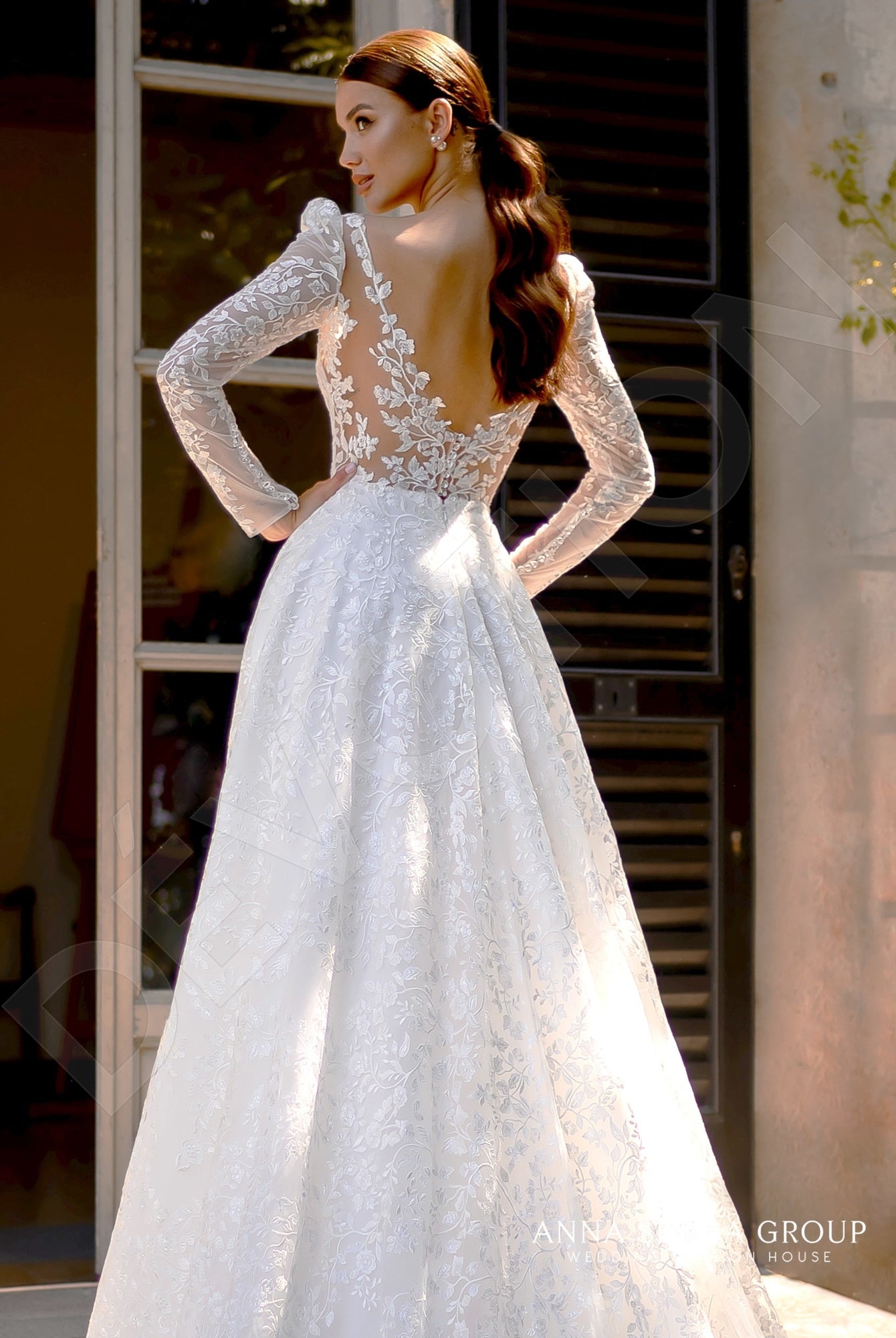 Mayn Open back A-line Long sleeve Wedding Dress 3