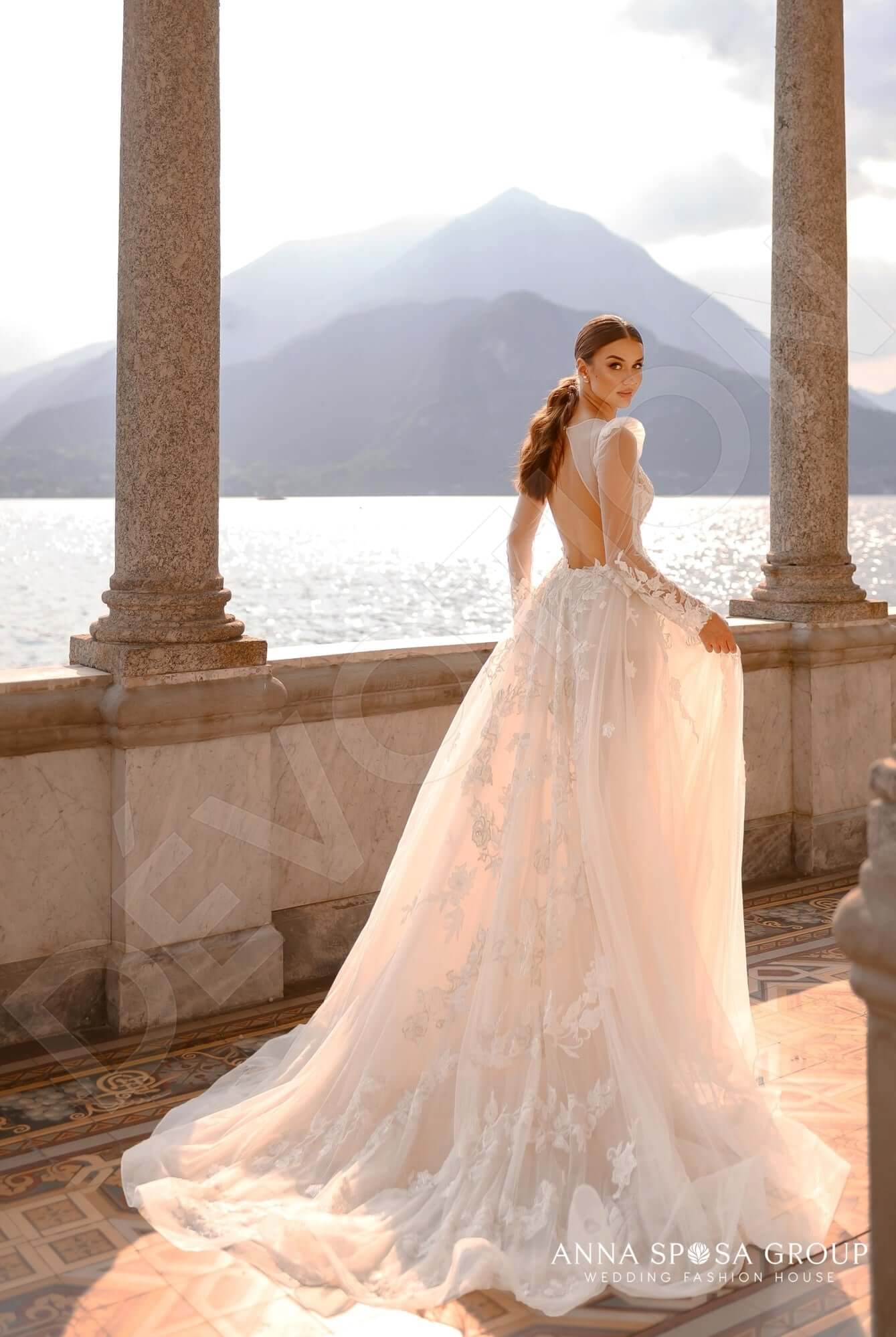 Zhunis Open back A-line Long sleeve Wedding Dress Back
