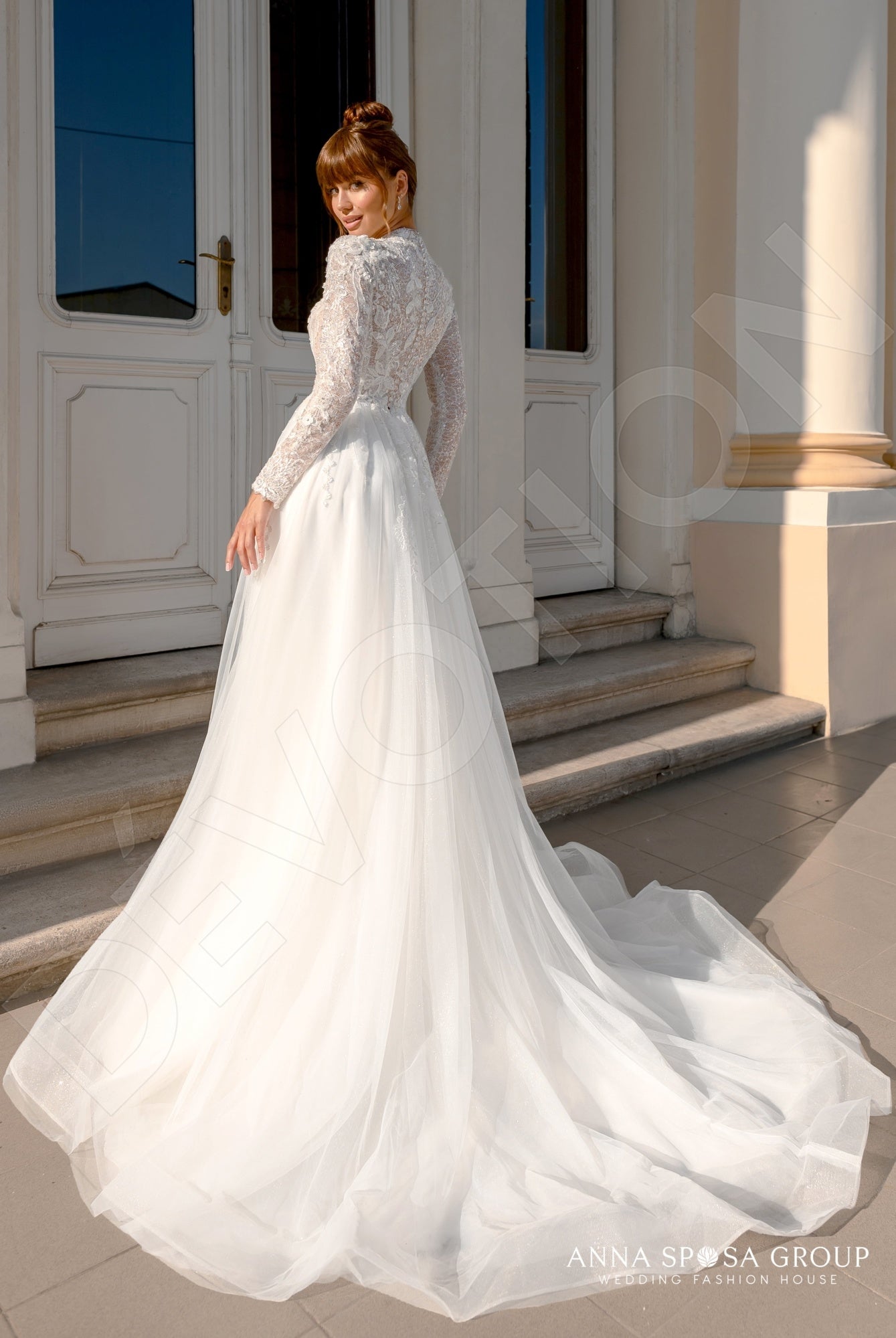 Eilish A-line High neck Milk Wedding dress