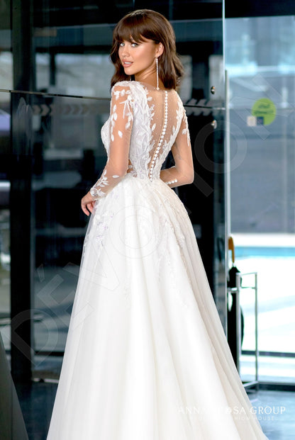 Malet Full back A-line Long sleeve Wedding Dress 4