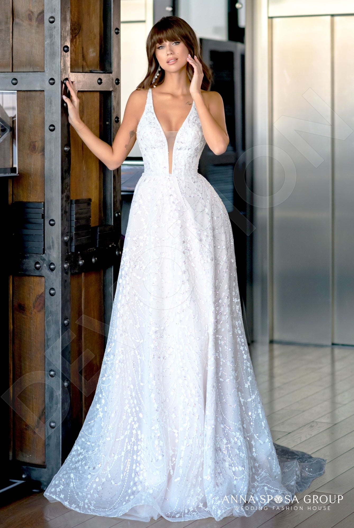 Sherit A-line Deep V-neck Milk Wedding dress