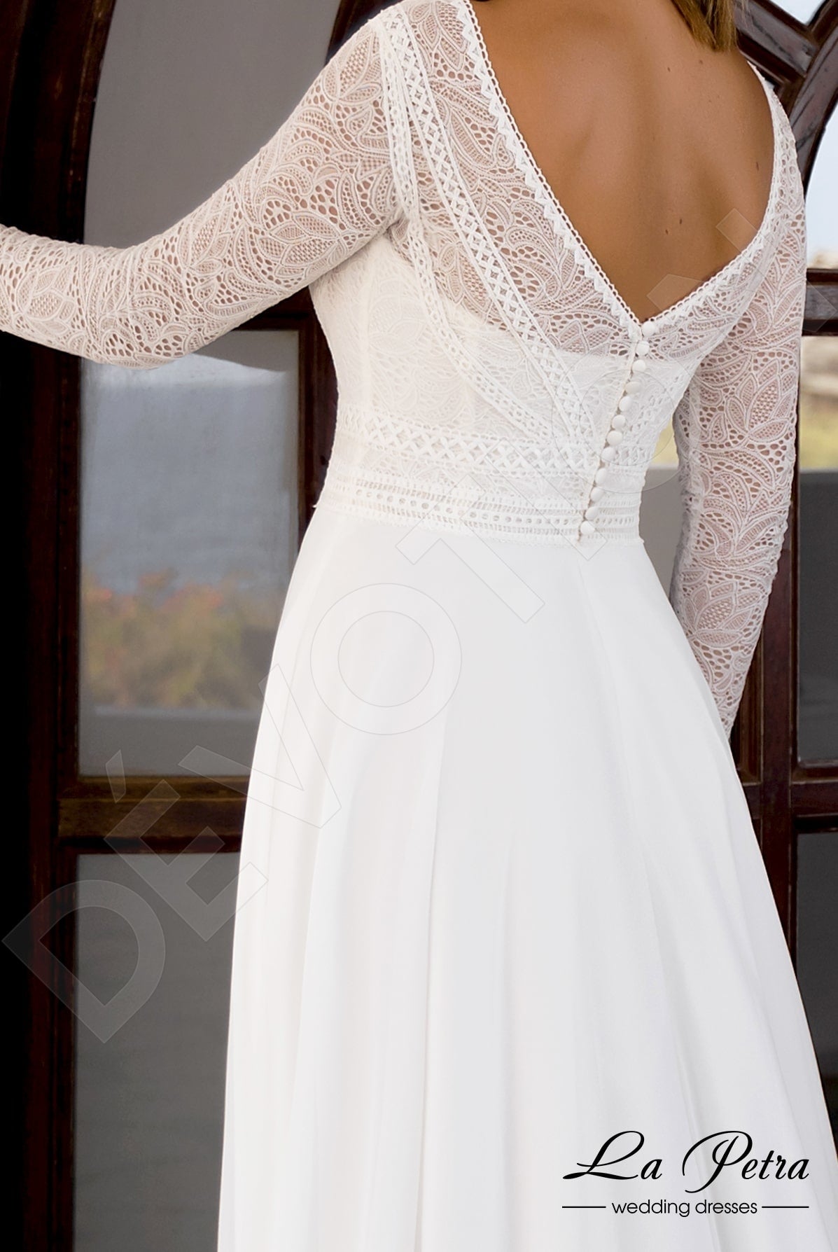 Anelma Open back A-line Long sleeve Wedding Dress 7