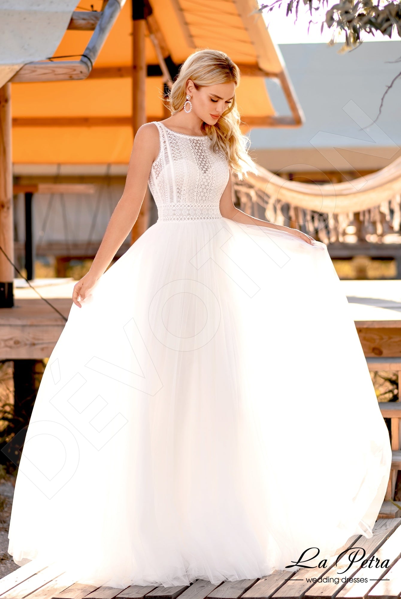 Dzheti A-line Boat/Bateau Milk Wedding dress