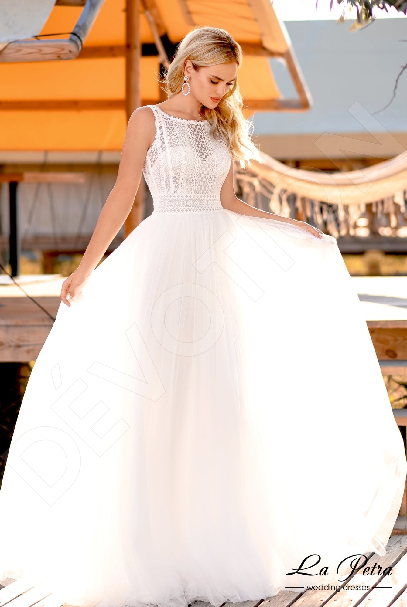 Dzheti Open back A-line Sleeveless Wedding Dress Front