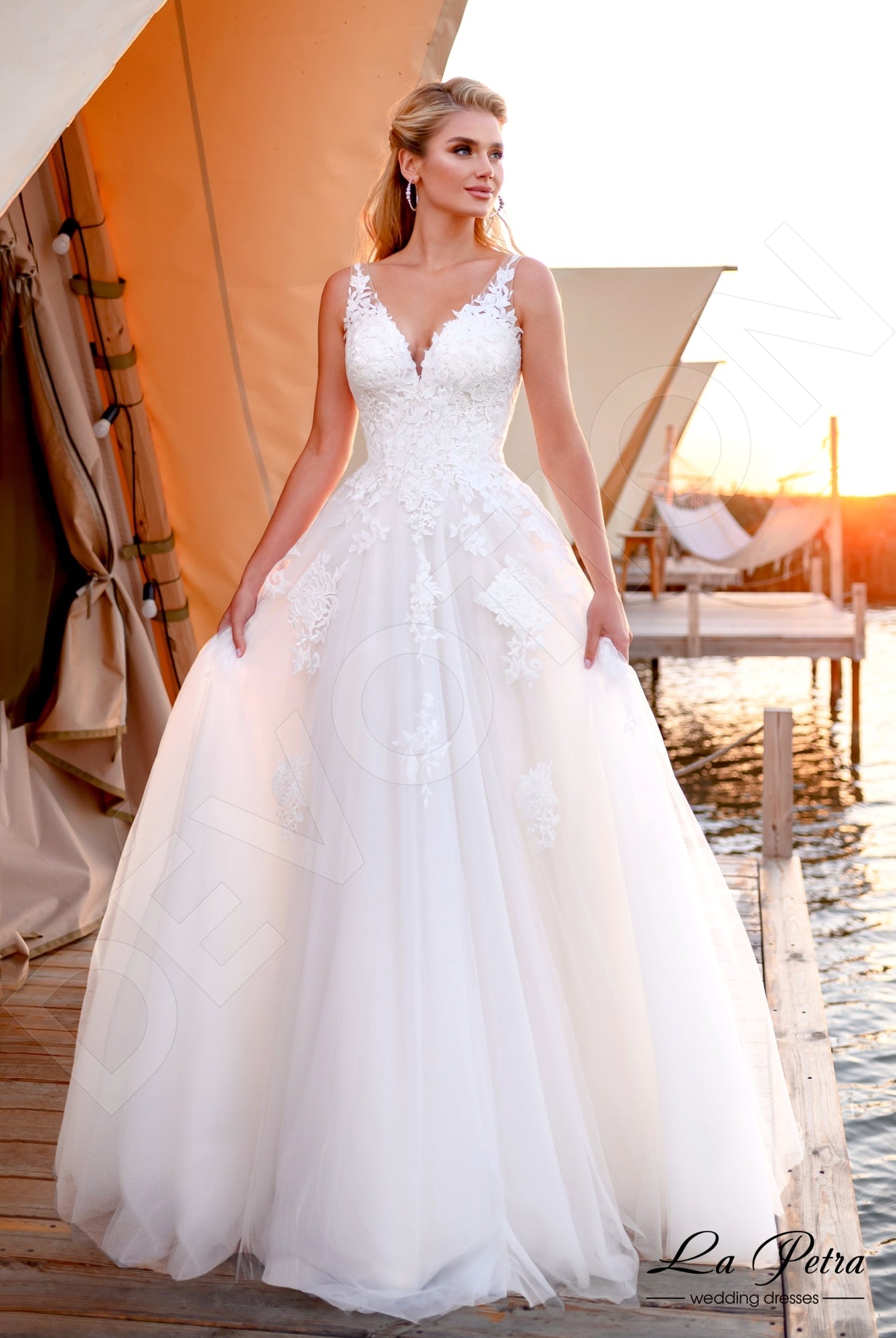 Kalei Open back A-line Sleeveless Wedding Dress Front