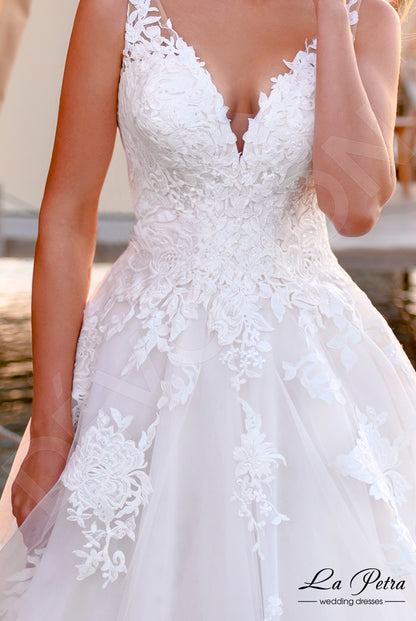 Kalei Open back A-line Sleeveless Wedding Dress 5