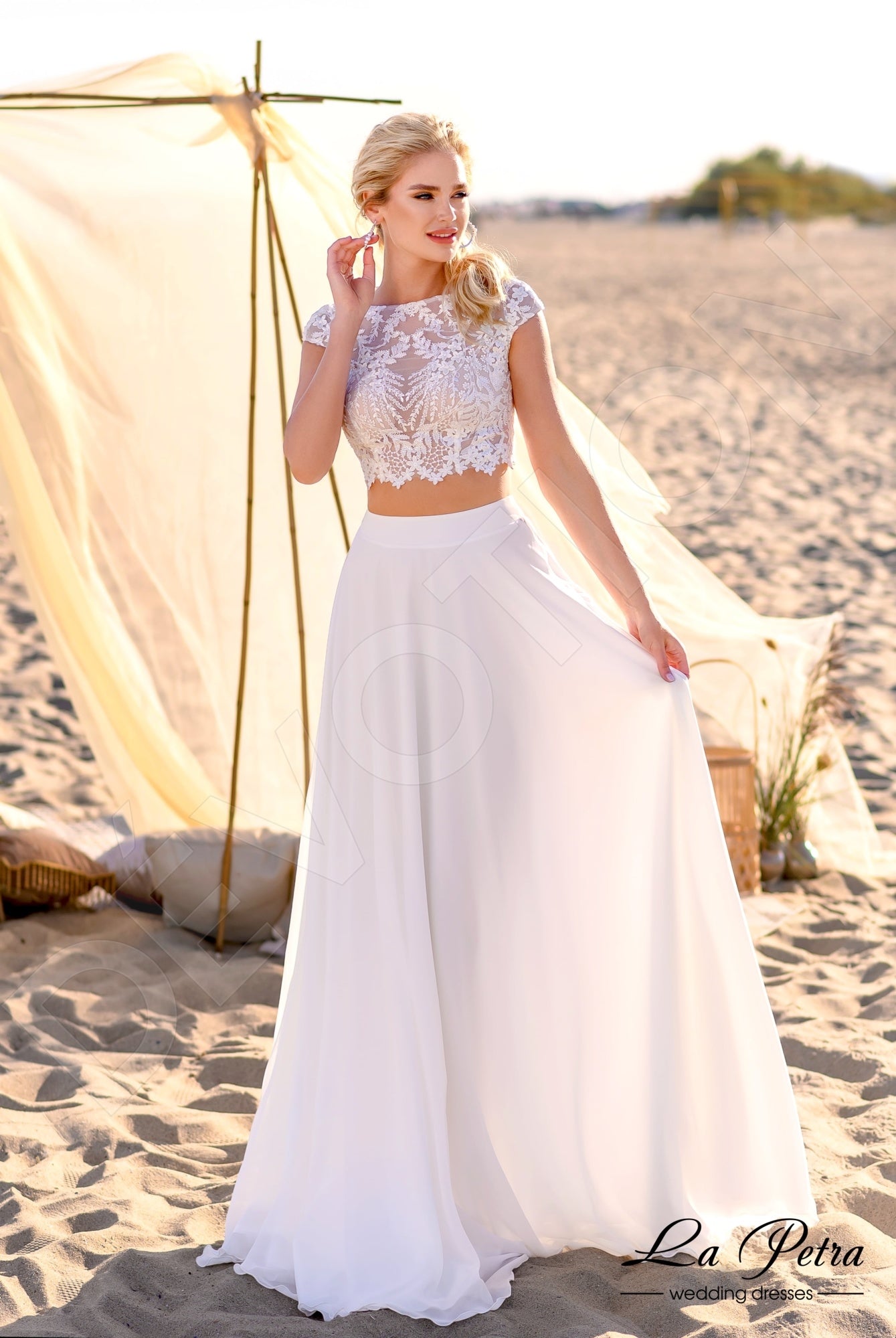 Lukis Full back A-line Short/ Cap sleeve Wedding Dress 5