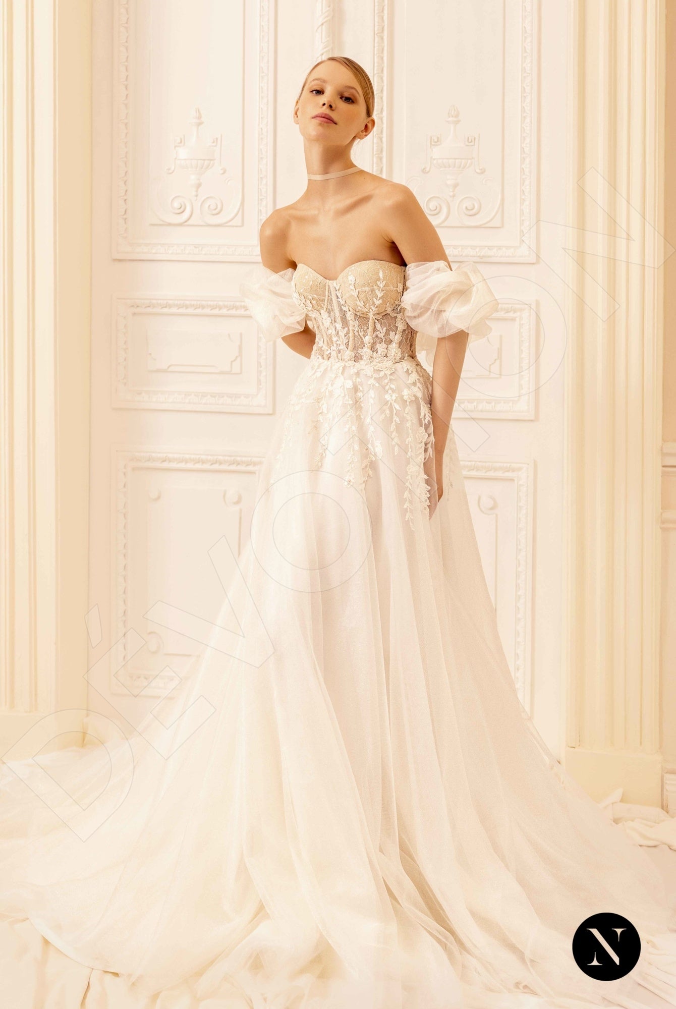Edita Open back A-line Sleeveless Wedding Dress Front
