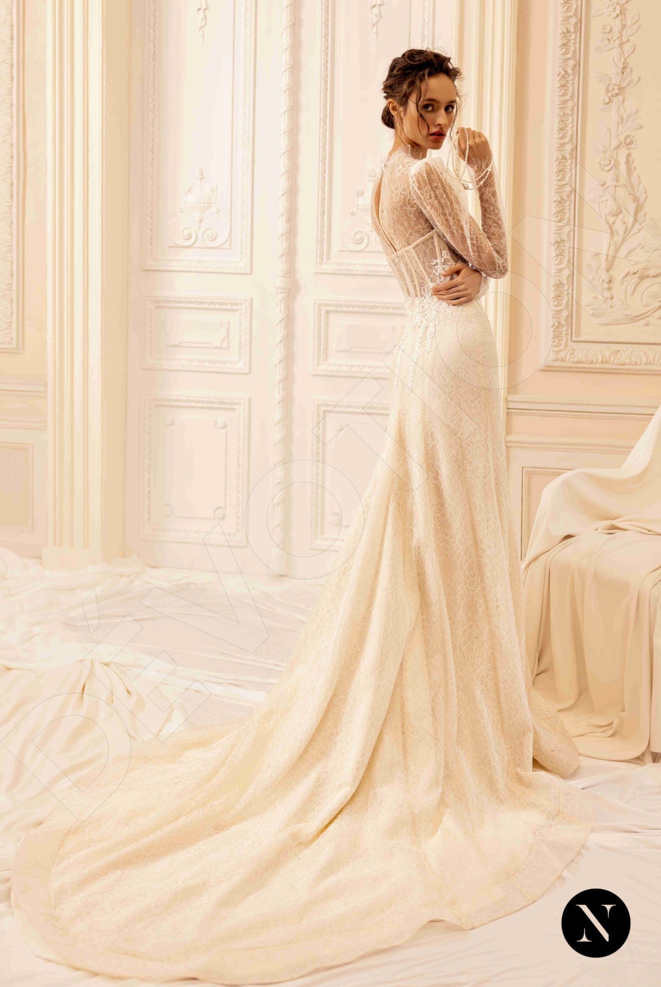 Nava Full back Trumpet/Mermaid Long sleeve Wedding Dress Back