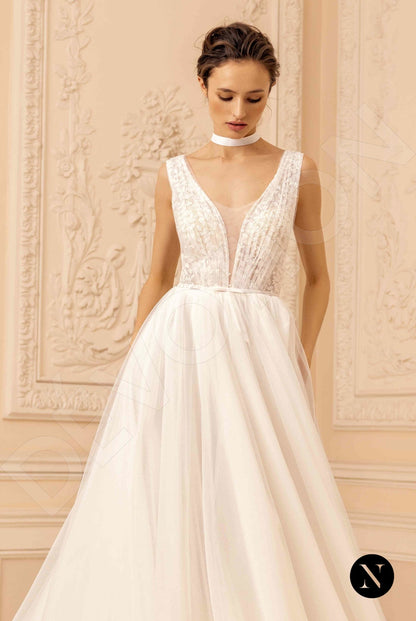 Sandra Open back A-line Sleeveless Wedding Dress 4