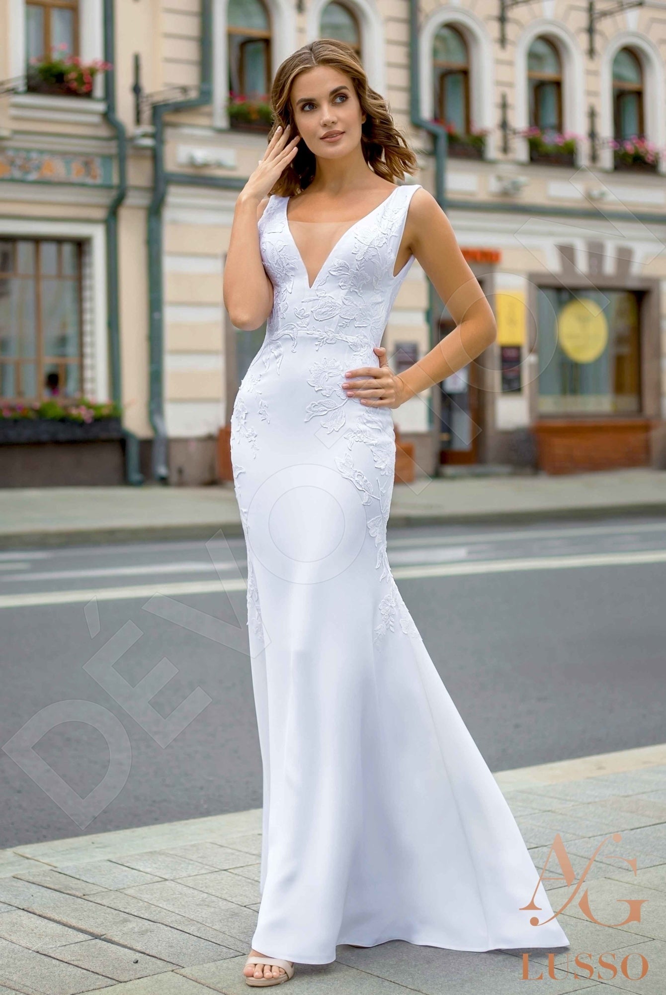 Patti Trumpet/Mermaid Deep V-neck White Wedding dress