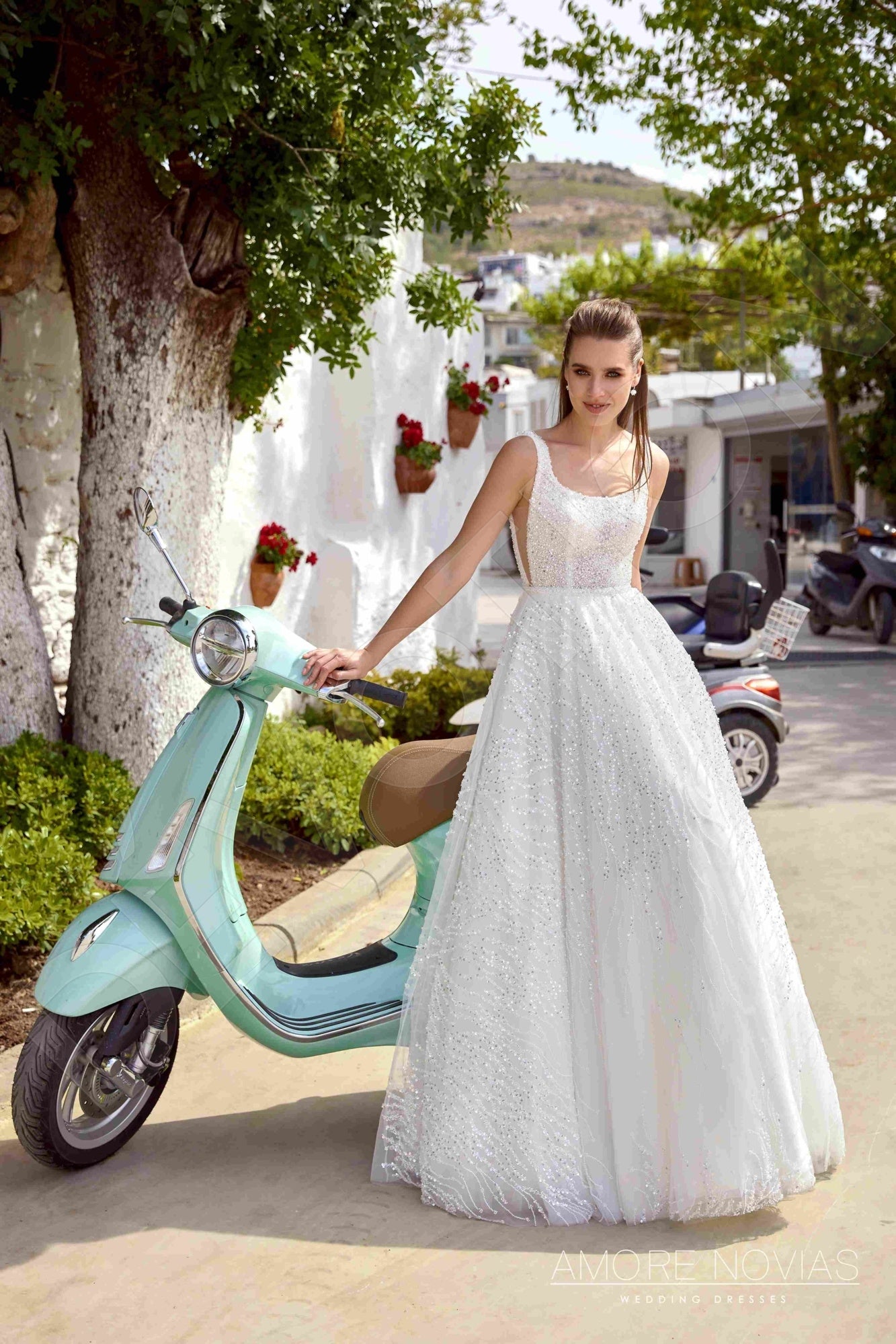 Donata A-line Scoop Ivory Wedding dress