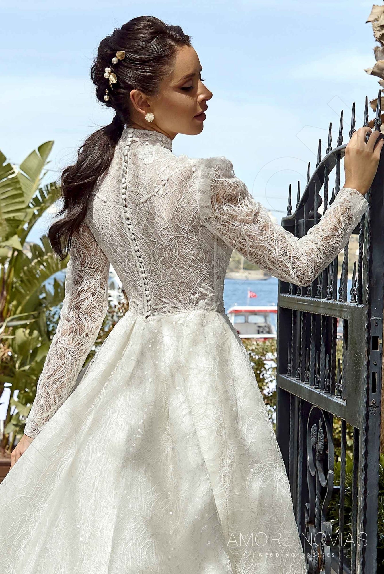 Carlinia Full back A-line Long sleeve Wedding Dress 3