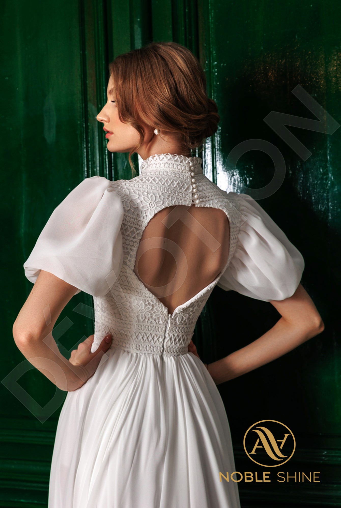 Agavig A-line High neck Milk Wedding dress