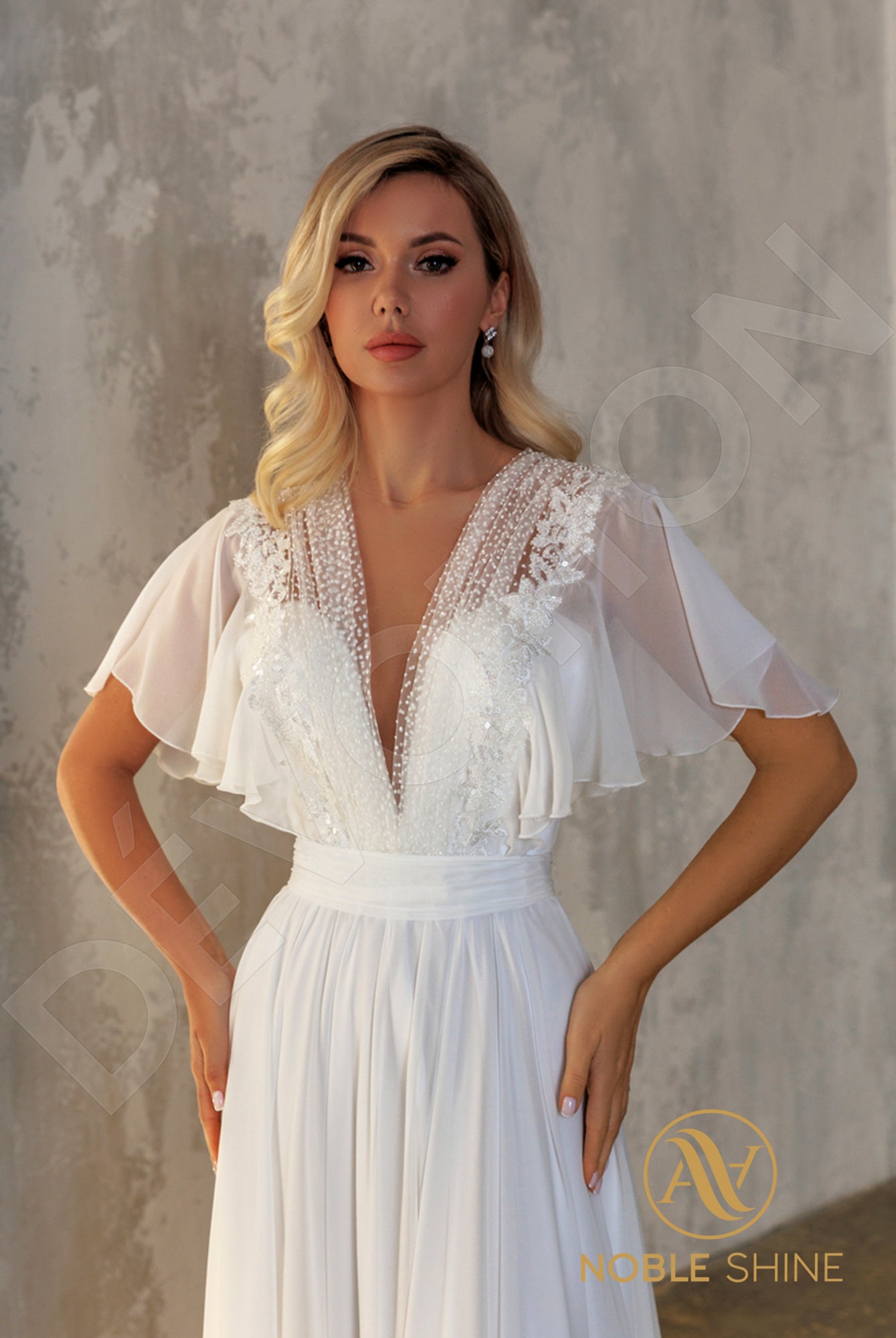 Liadan Open back A-line Short/ Cap sleeve Wedding Dress 2