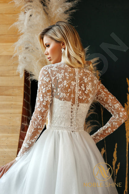 Orleyt Full back A-line Long sleeve Wedding Dress 3
