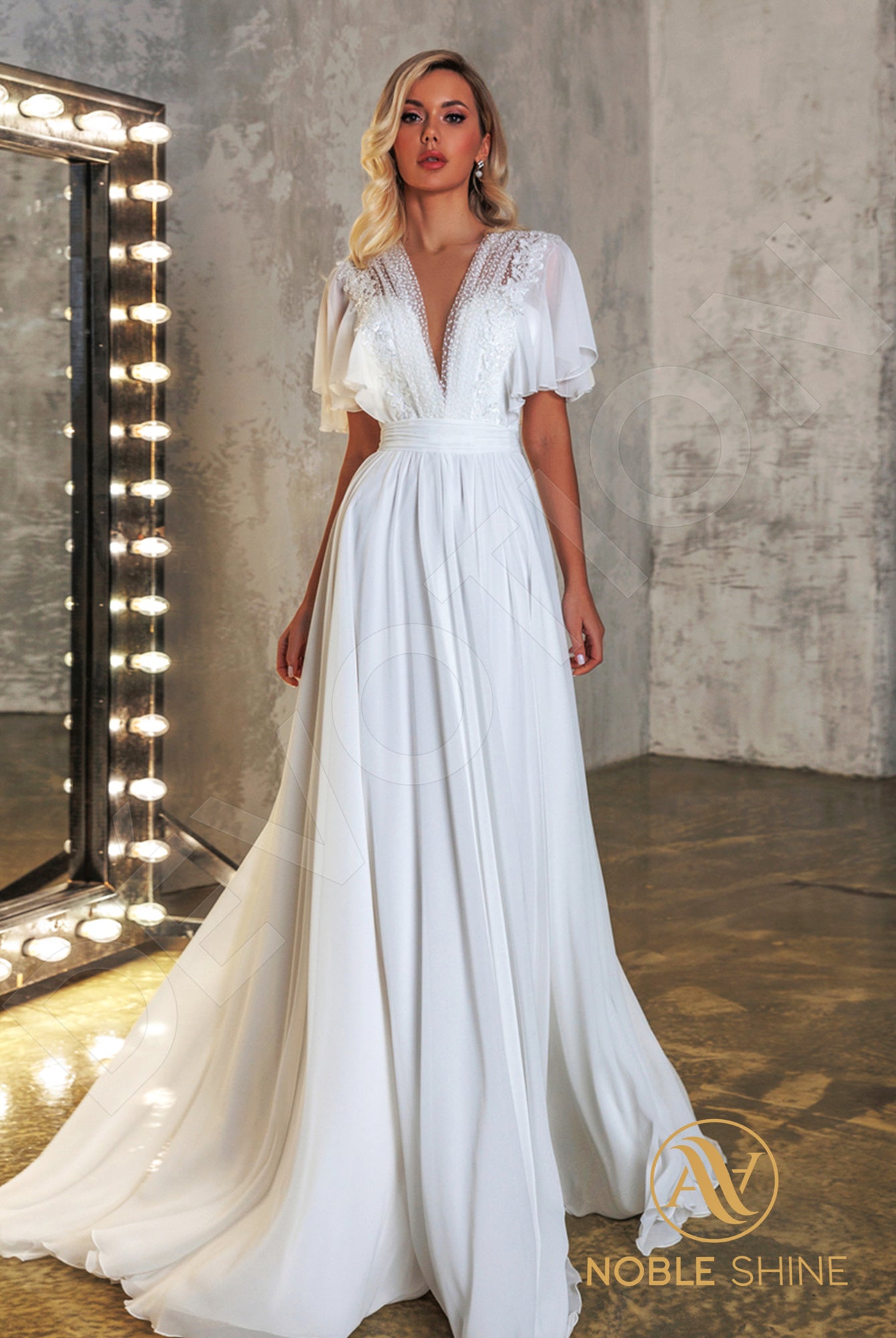 Liadan A-line Deep V-neck Milk Wedding dress