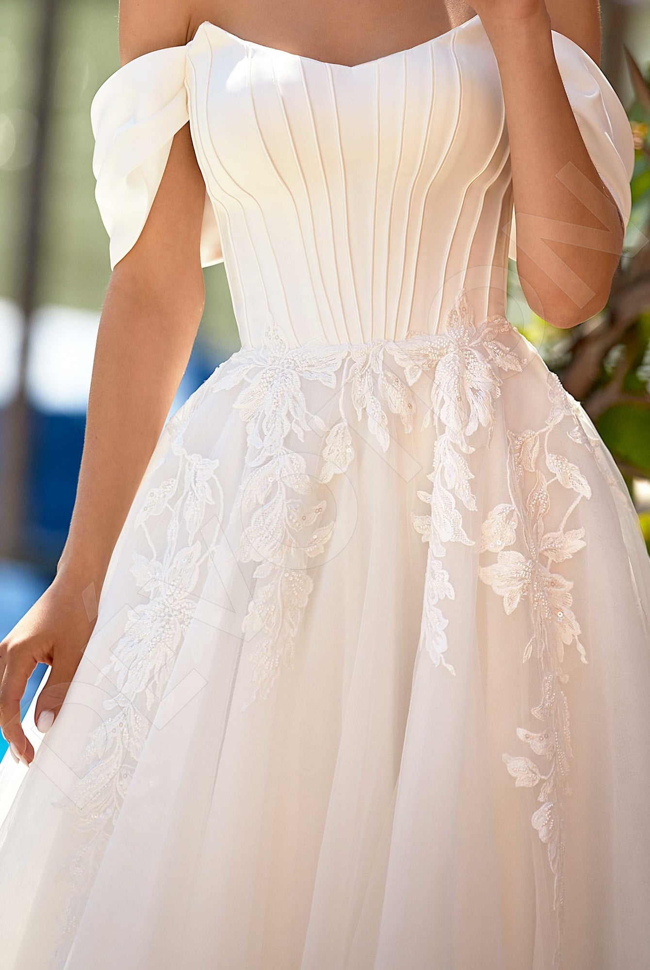 Alany A-line Off-shoulder/Drop shoulders Ivory Wedding dress 4